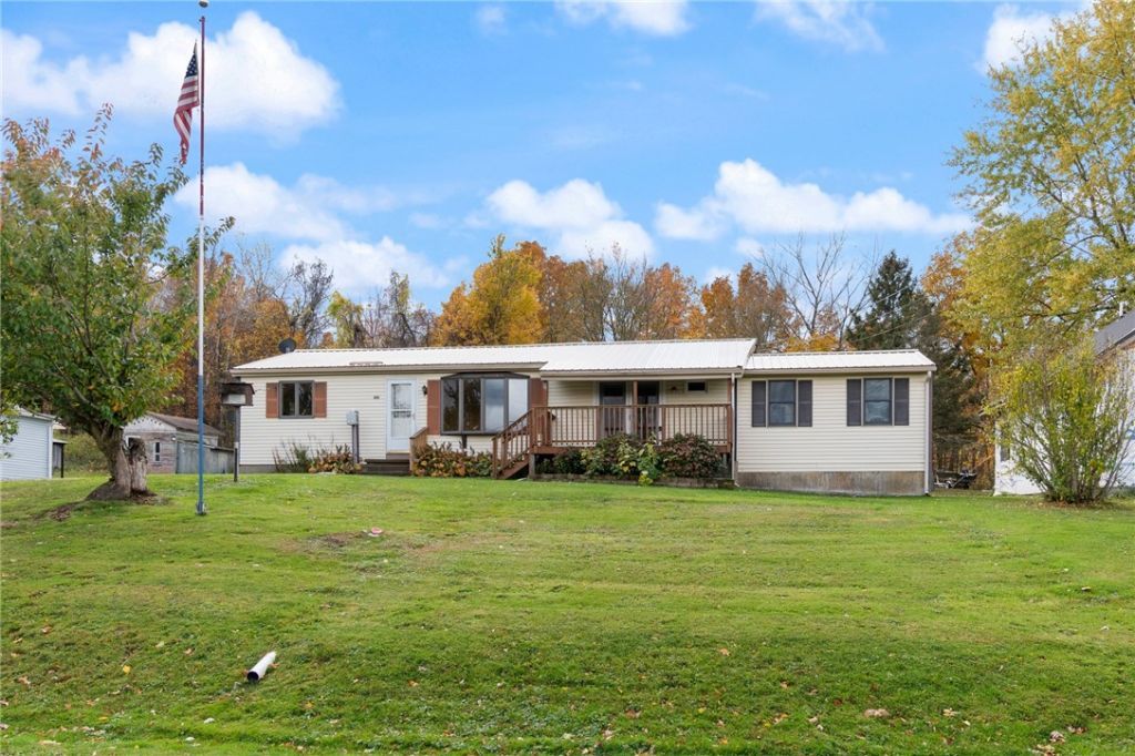 7639 Cardinal Road, Wolcott, NY 14590 Main Photo