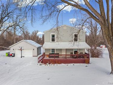 26730 Will Carleton Road Road, Flat Rock, MI 48134
