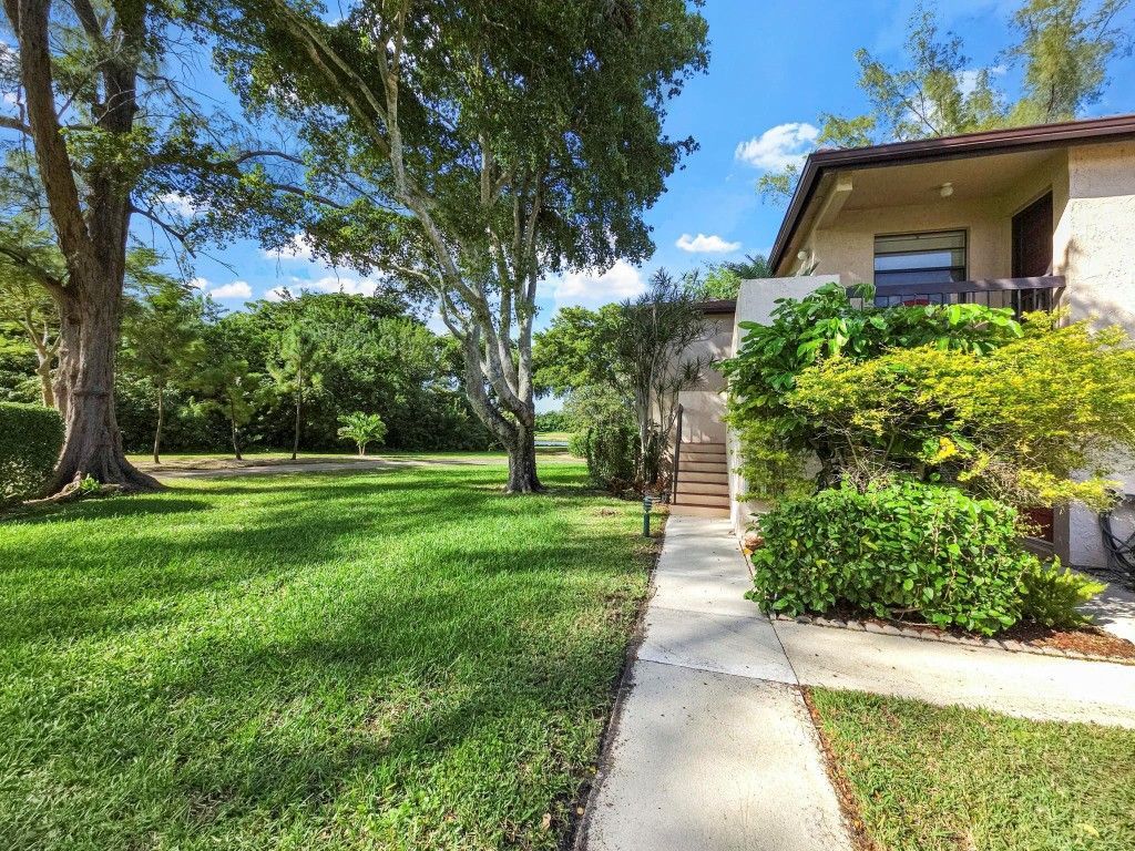 9286 Vista Del Lago, Unit 35B, Boca Raton, FL 33428 Photo