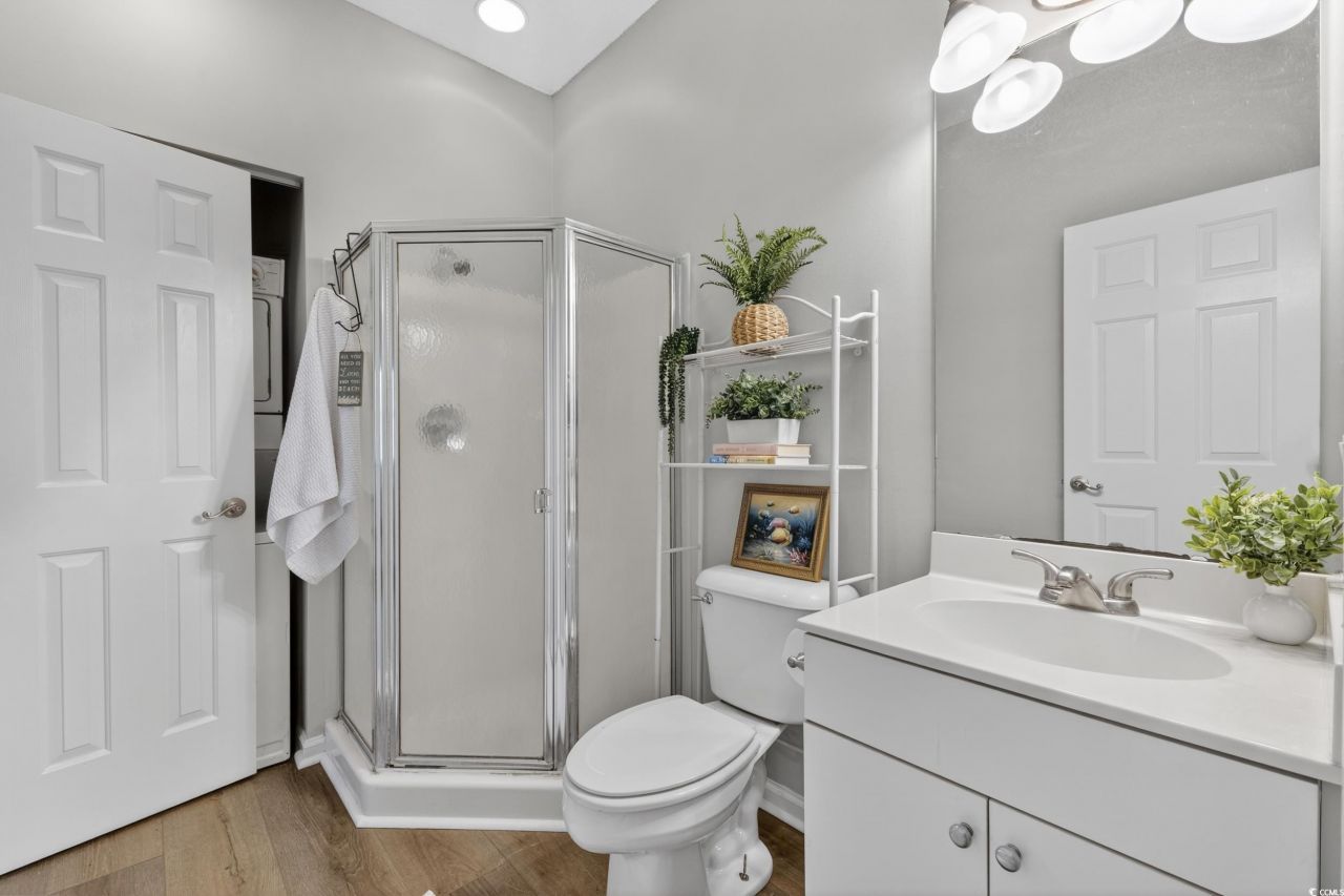 3915 Gladiola Ct. Photo 18