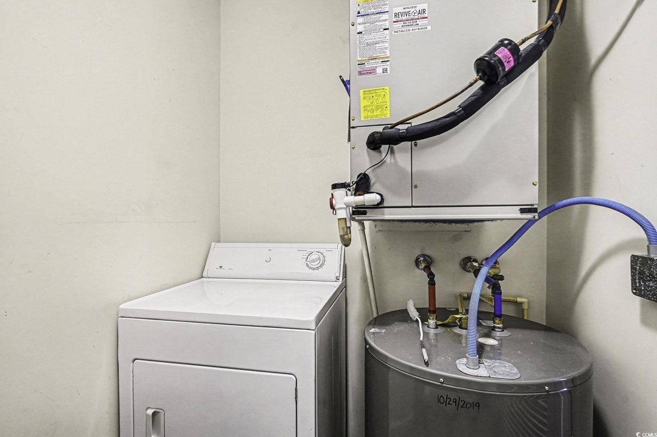 5864 Longwood Dr. Photo 14