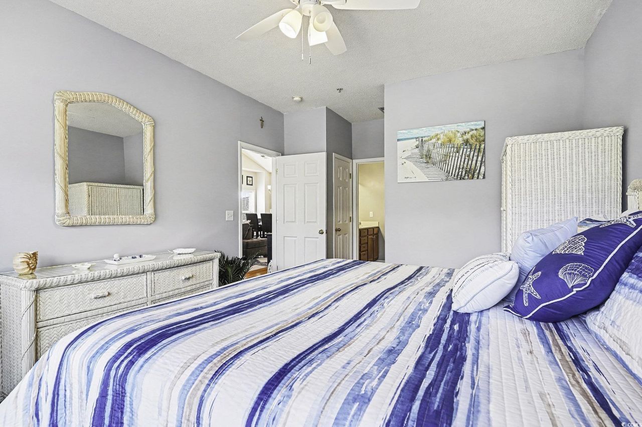 5864 Longwood Dr. Photo 22