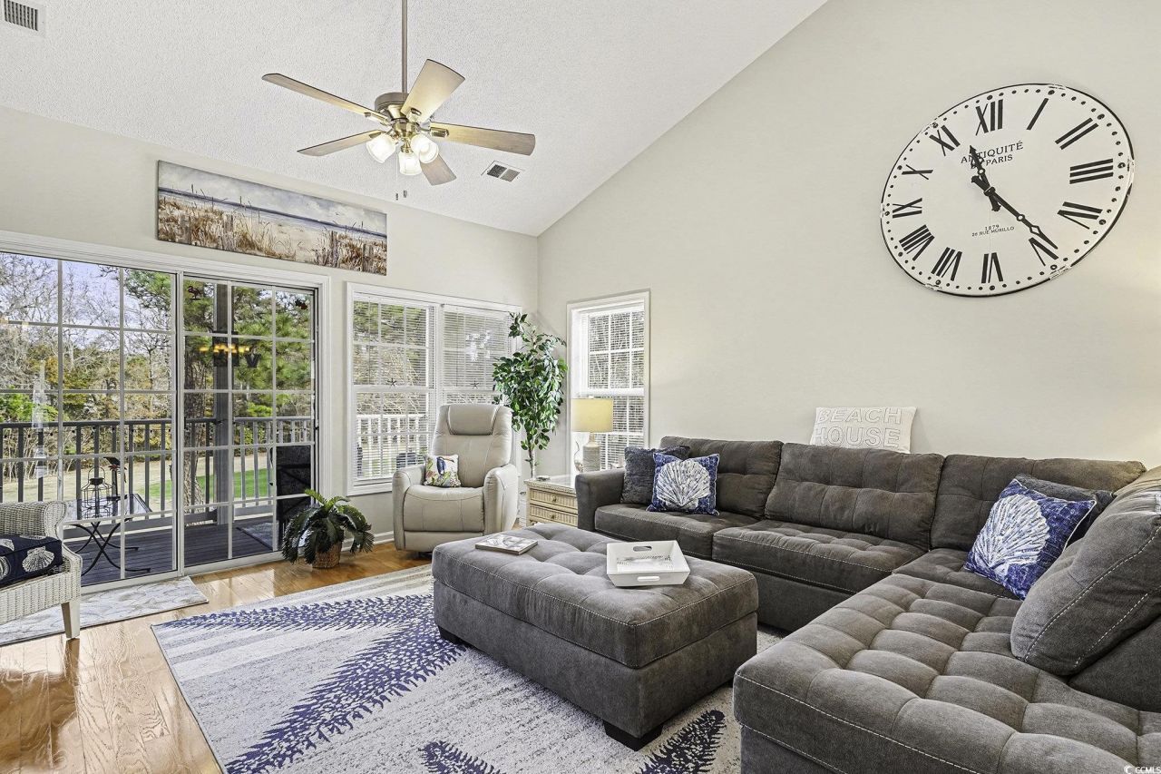 5864 Longwood Dr. Photo 5