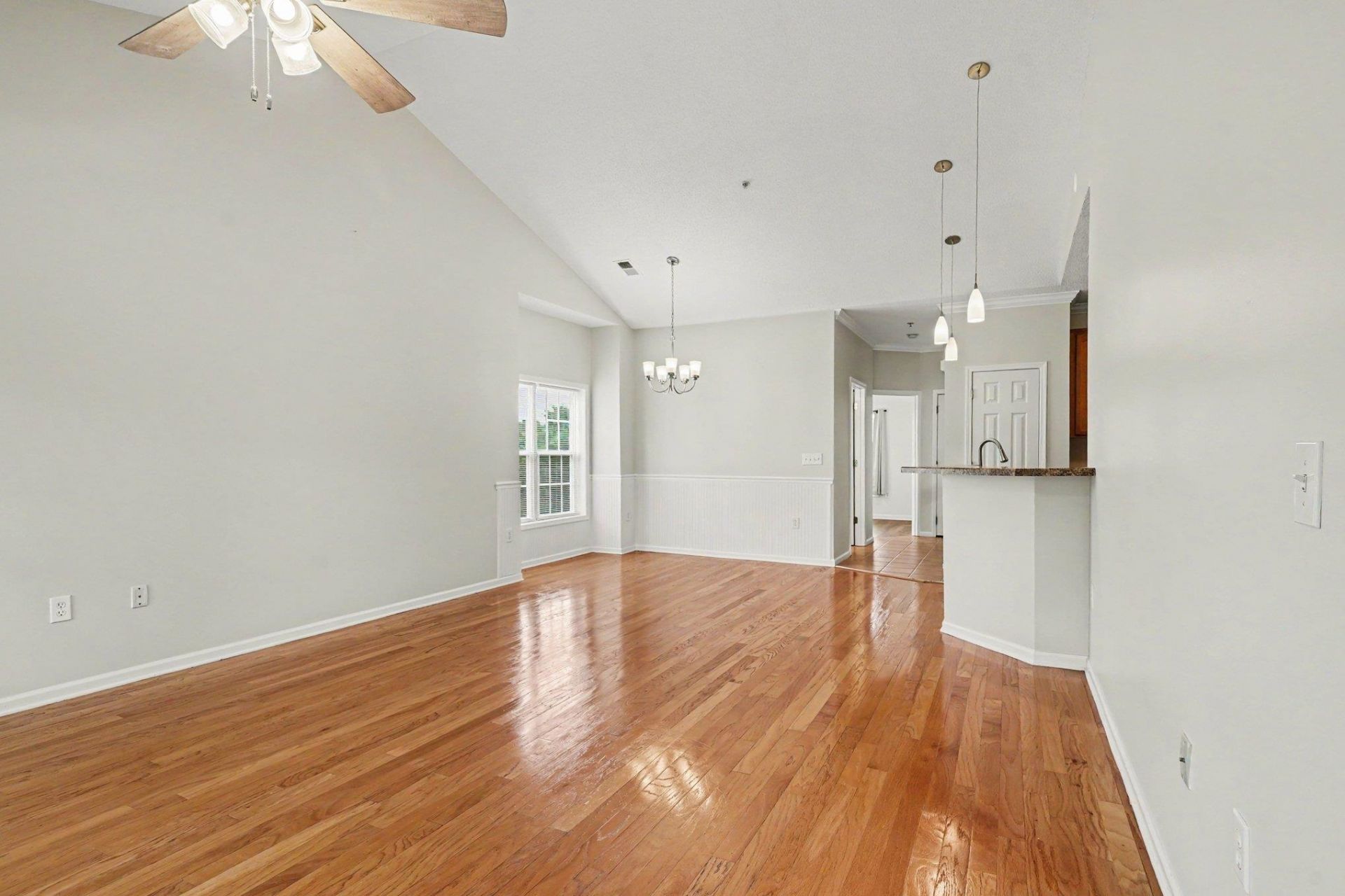 5864 Longwood Dr. Photo 6