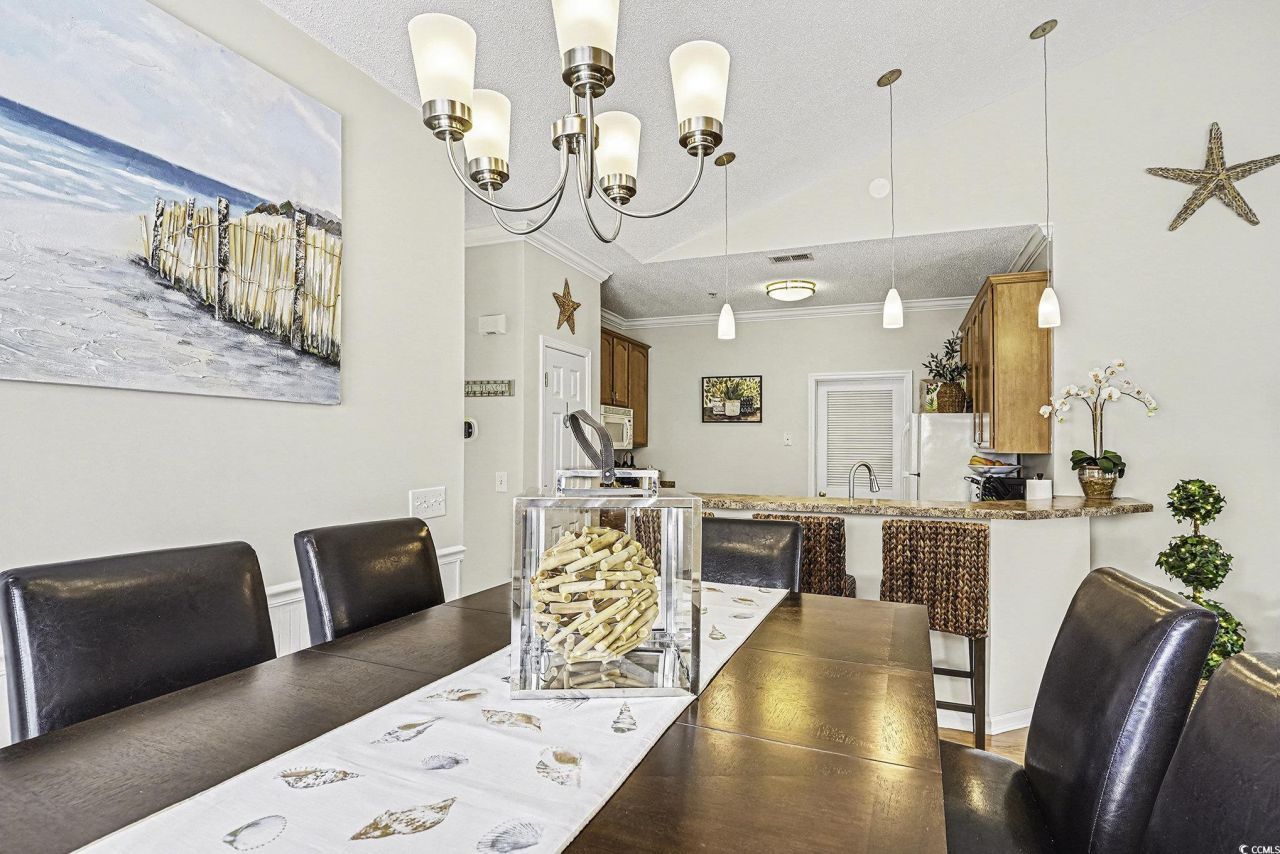 5864 Longwood Dr. Photo 9