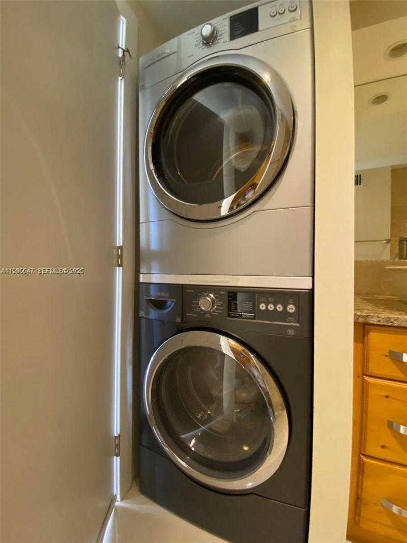 1901 Brickell Ave, Unit B2106, Miami, FL 33129 Photo