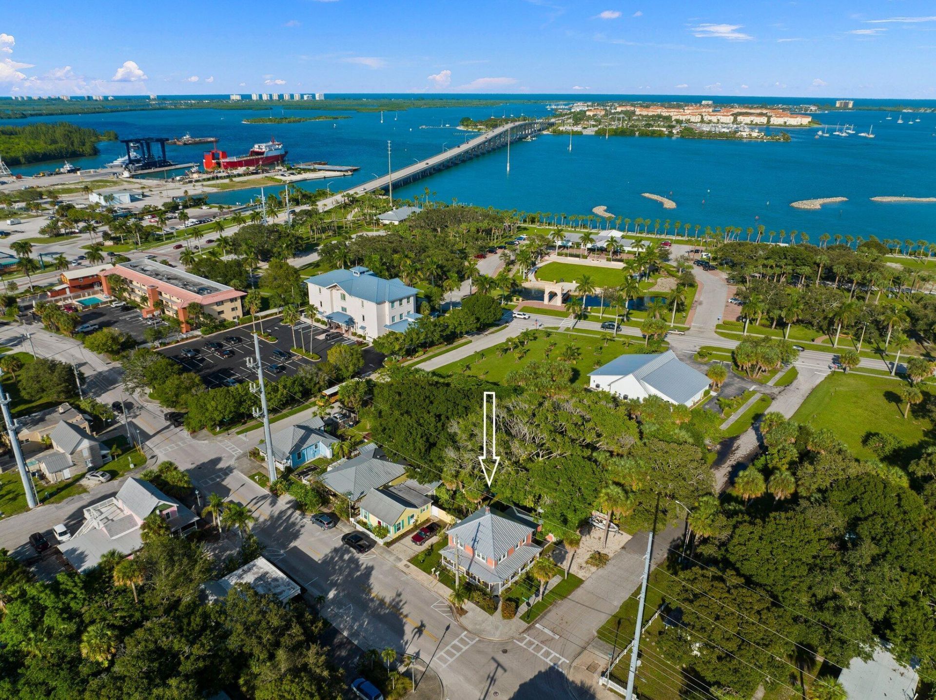 518 N 2nd Street, Fort Pierce, FL 34950 Photo