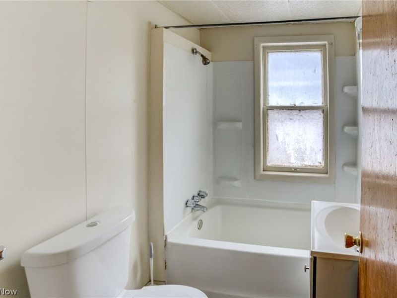 3467 E 149th Street, Unit 1, Cleveland, OH 44120 Photo 14