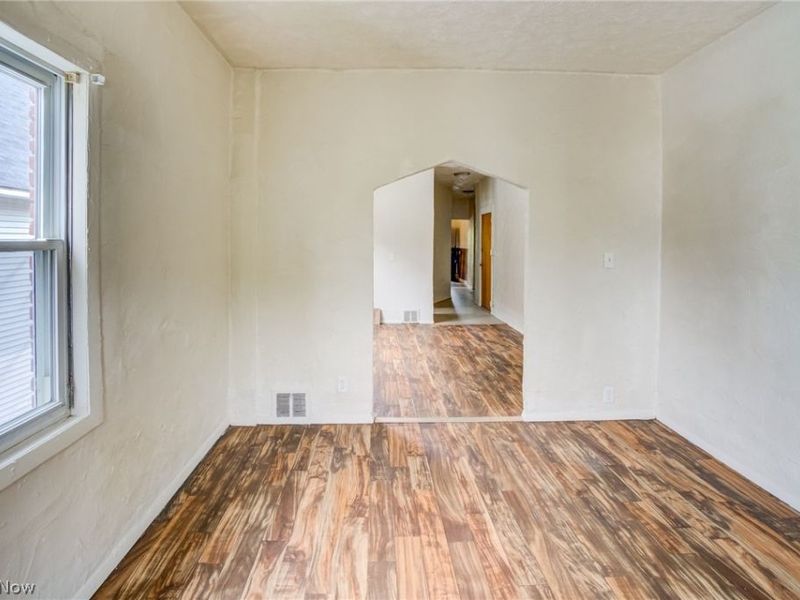 3467 E 149th Street, Unit 1, Cleveland, OH 44120 Photo 3