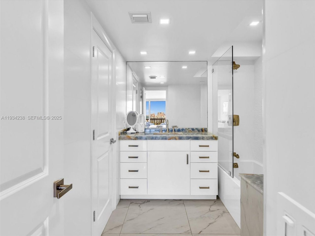 2200 S Ocean Ln , Unit 2103, Fort Lauderdale, FL 33316 Photo