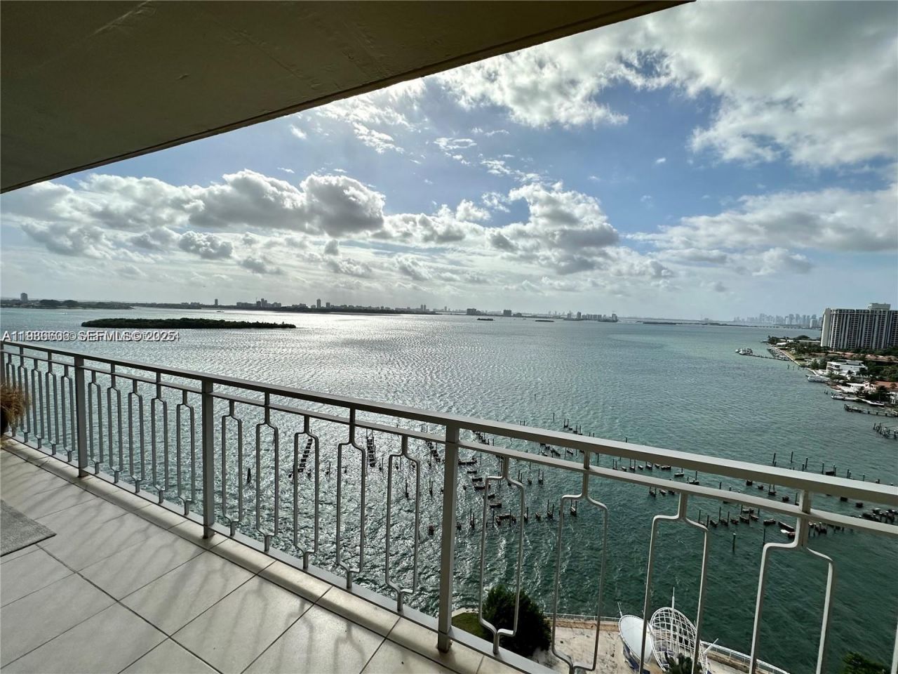 11111 Biscayne Blvd , Unit 18E, Miami, FL 33181 Photo