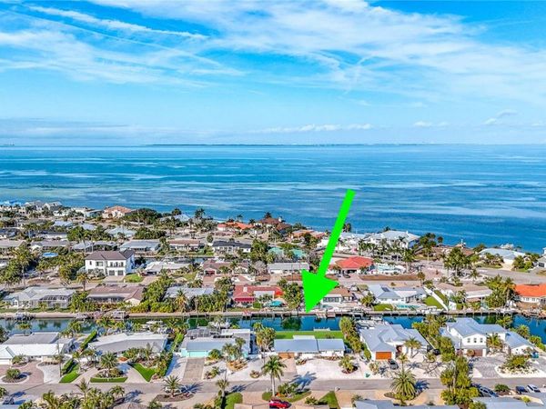 607 EMERALD LANE, HOLMES BEACH, FL 34217