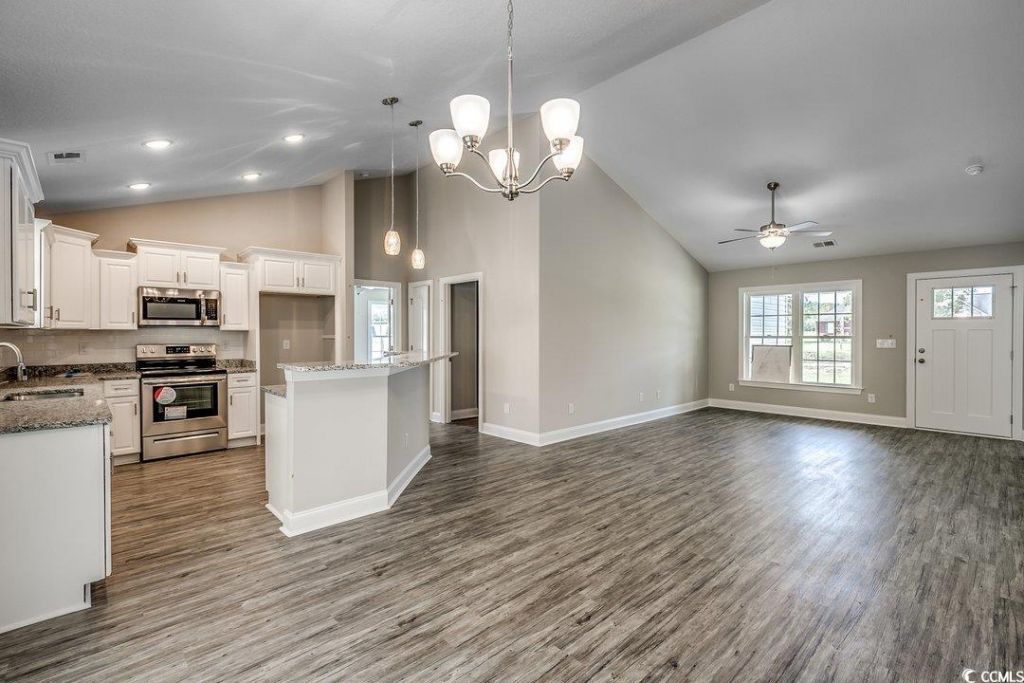 1082 Rocky Ln. Photo 22