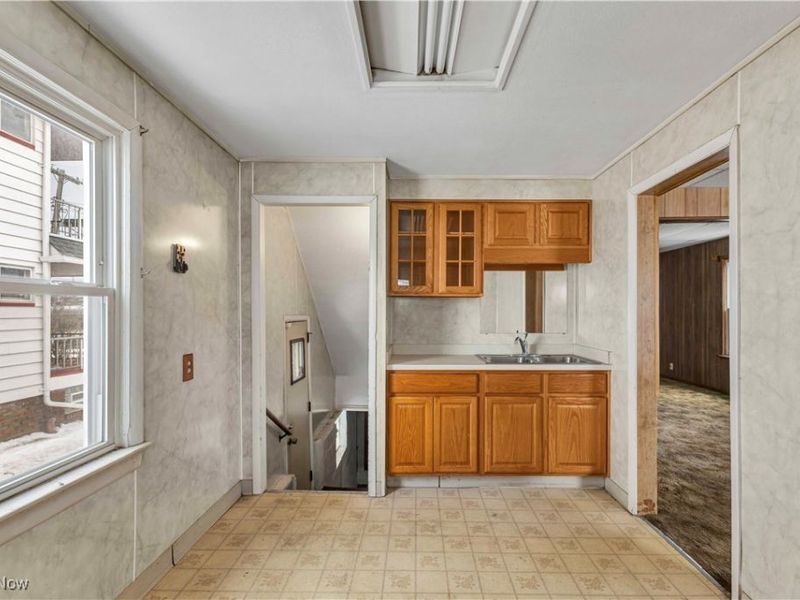 4306 W 52nd Street, Cleveland, OH 44144 Photo 6