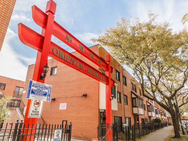 335 W 23rd Street, Unit B, Chicago, IL 60616