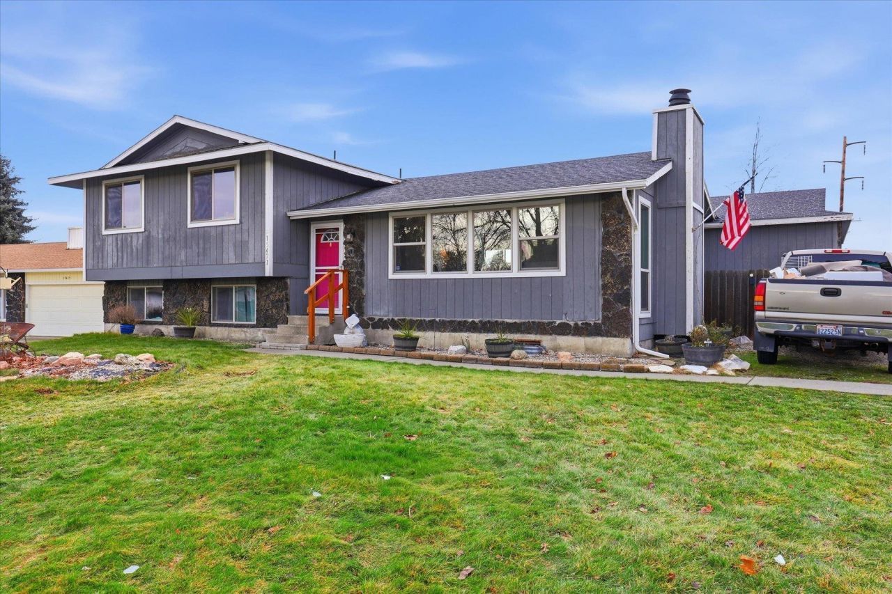 15421 E 14th Ave, Veradale, WA 99037 Main Photo