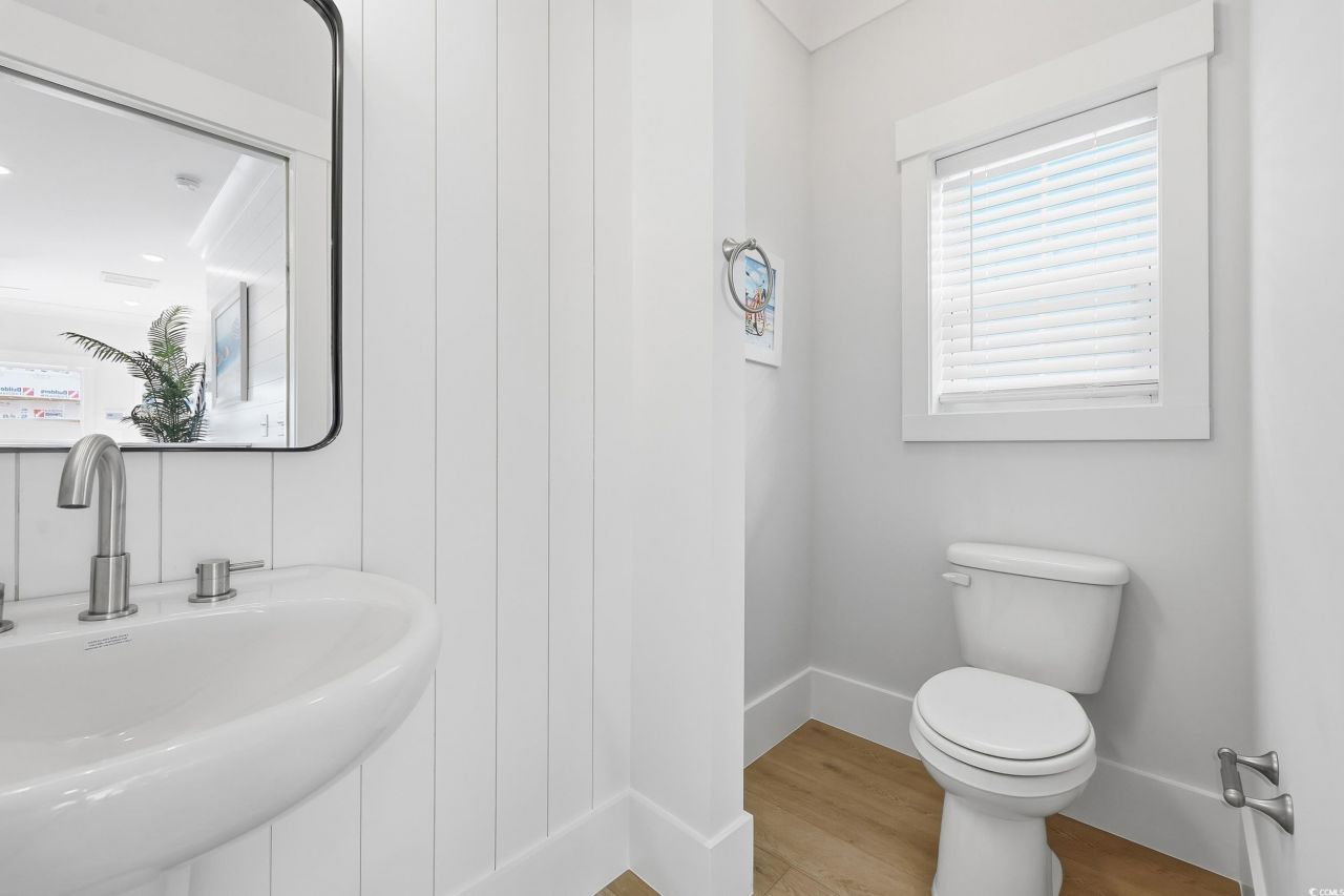 2302 Seaseeker Ln. Photo 12