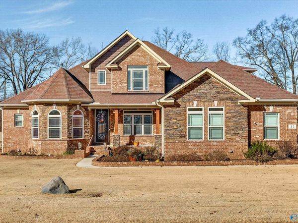 33 Ivy Drive, Fayetteville, TN 37334