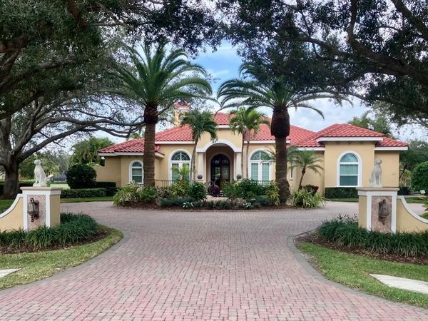 433 E MACEWEN DRIVE, OSPREY, FL 34229