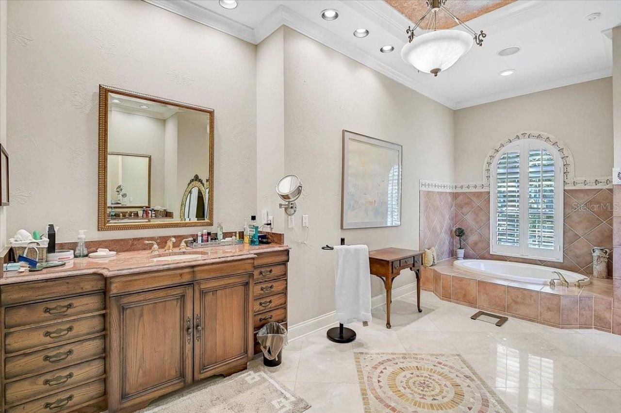 433 E Macewen Drive, Osprey, FL 34229 Photo