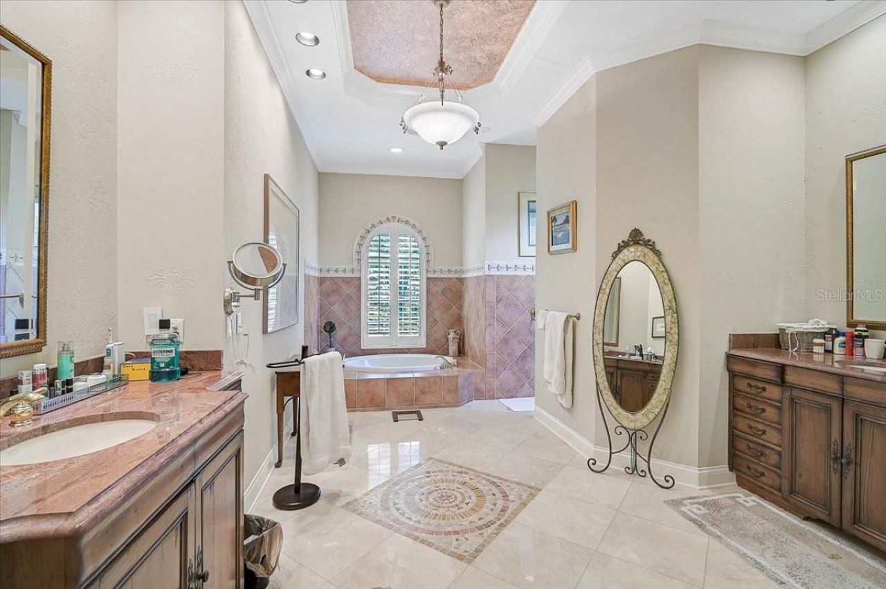 433 E Macewen Drive, Osprey, FL 34229 Photo