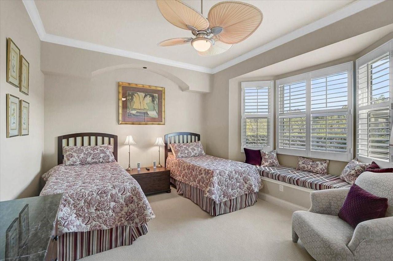 433 E Macewen Drive, Osprey, FL 34229 Photo