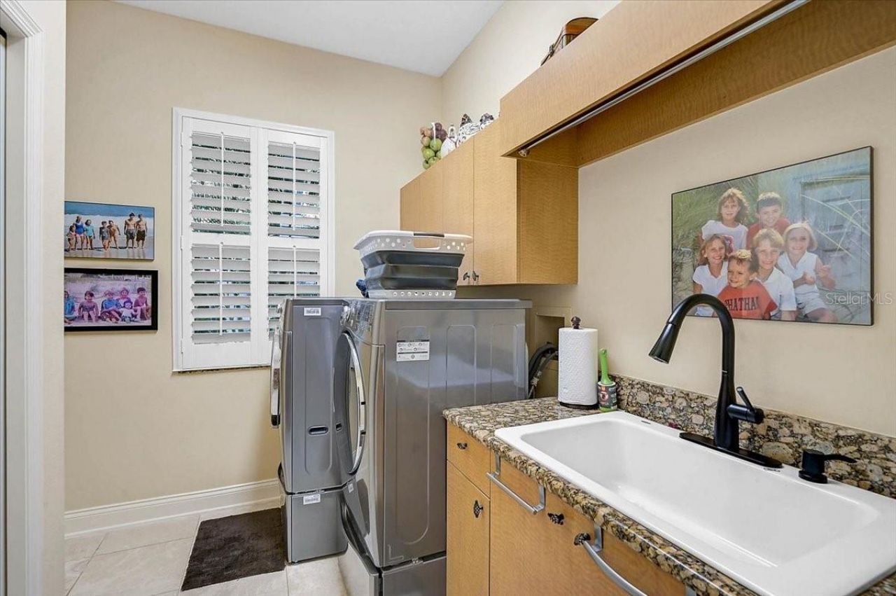 433 E Macewen Drive, Osprey, FL 34229 Photo