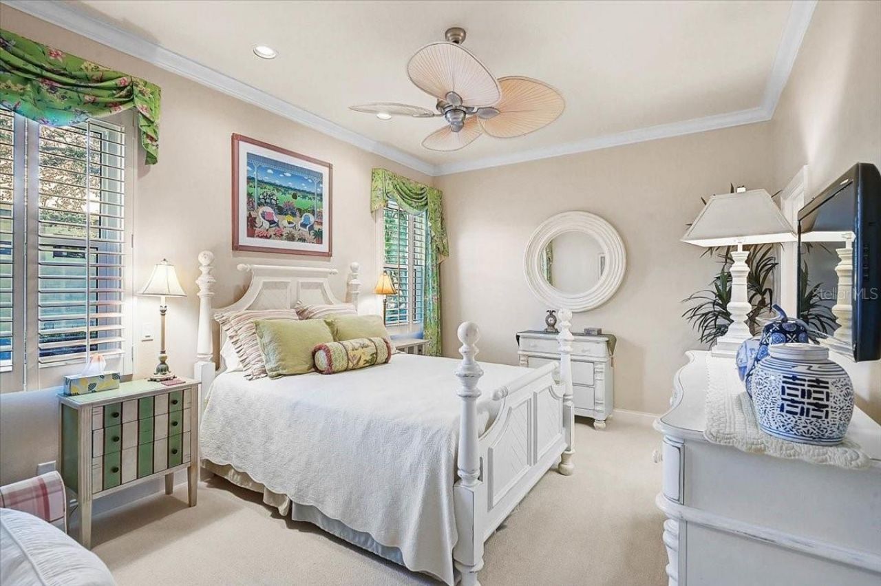 433 E Macewen Drive, Osprey, FL 34229 Photo