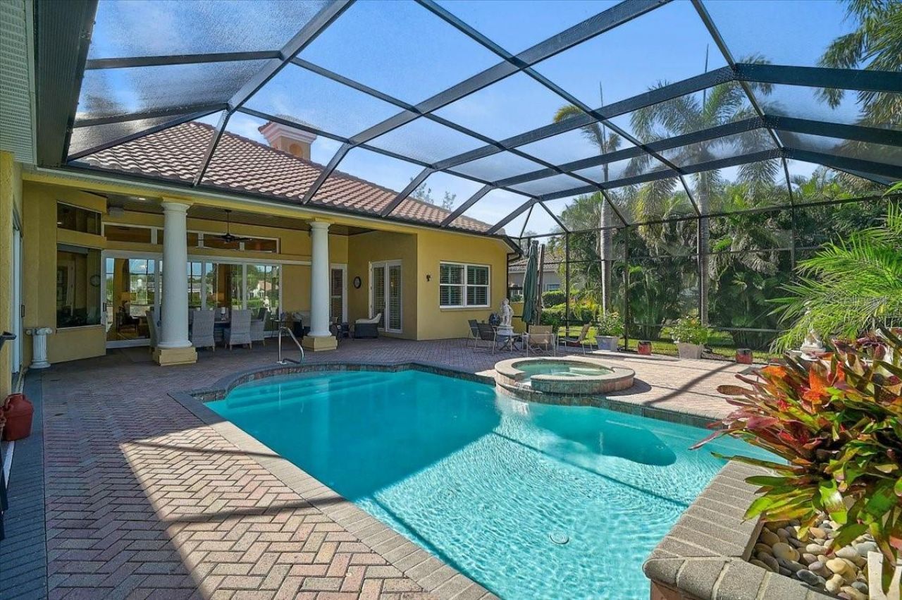 433 E Macewen Drive, Osprey, FL 34229 Photo