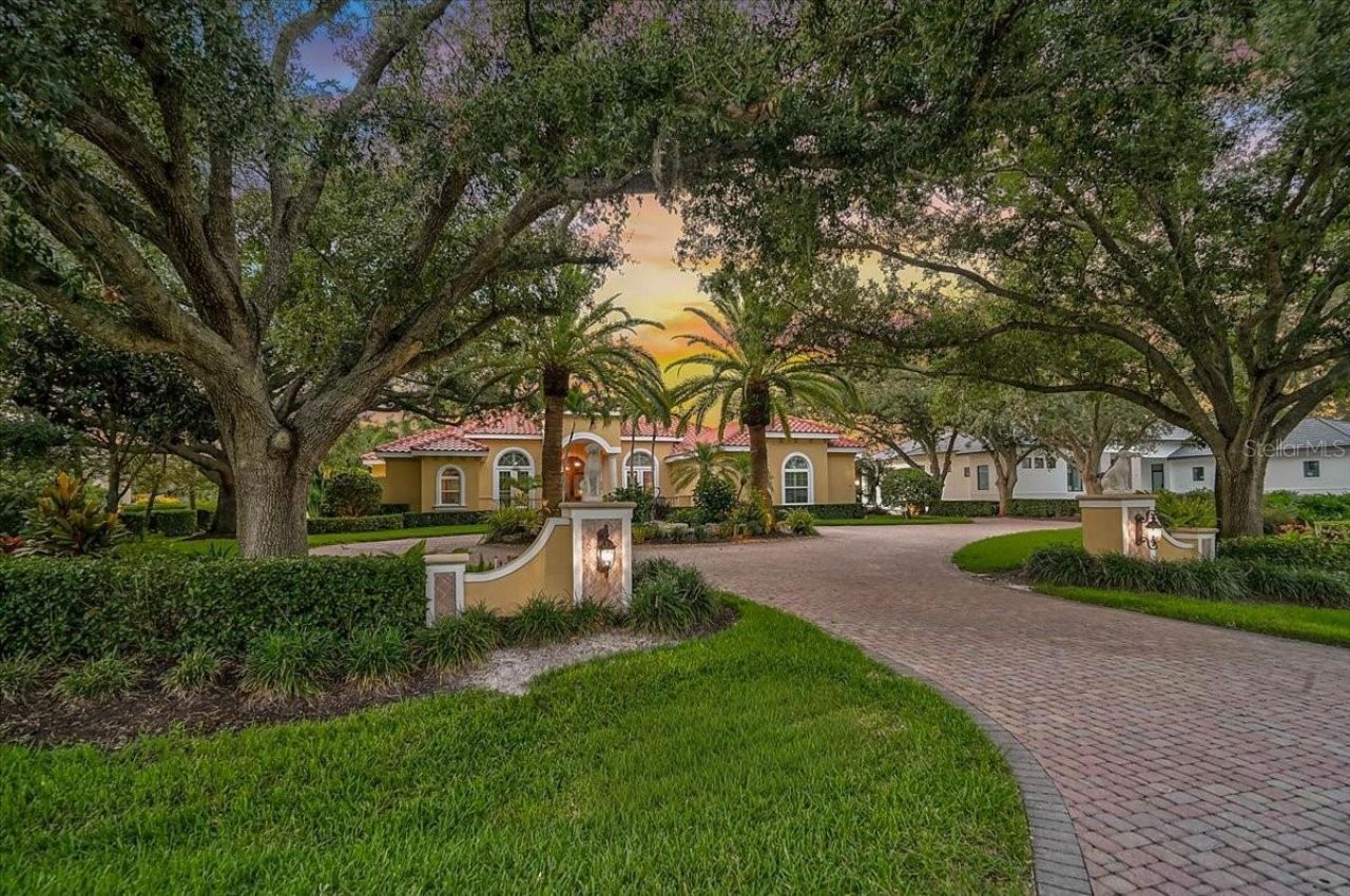 433 E Macewen Drive, Osprey, FL 34229 Photo