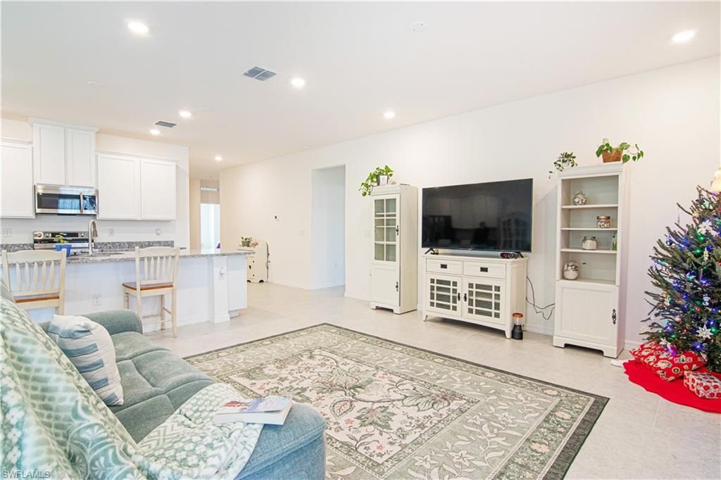 175 Herndon Ave, Lehigh Acres, FL 33974 Photo