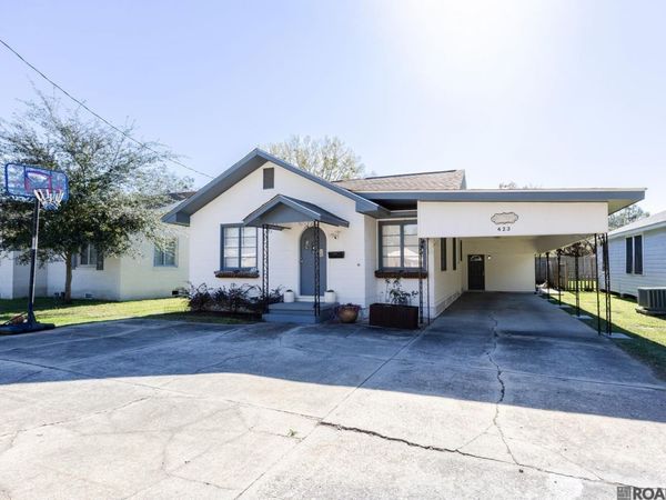 423 Avenue E, Port Allen, LA 70767