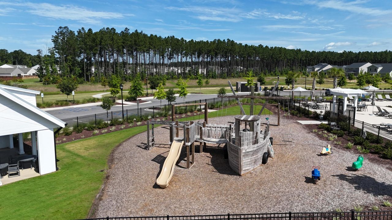 5269 Cottage Lndg Drive Photo 4