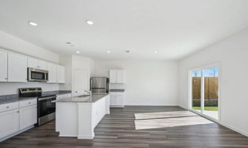 5269 Cottage Lndg Drive Photo 6