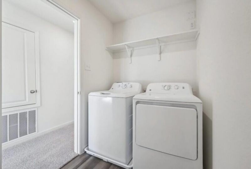 5269 Cottage Lndg Drive Photo 8