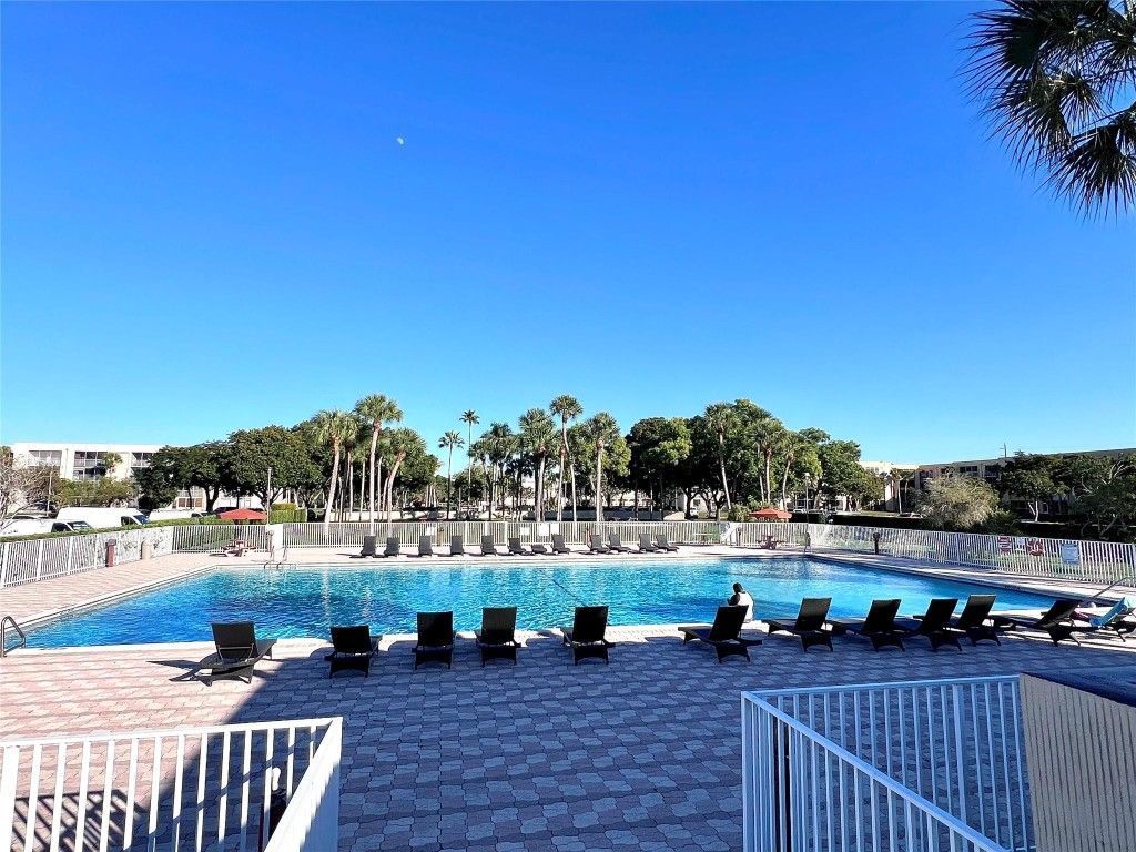 3321 NW 47th Terrace, Unit 232, Lauderdale Lakes, FL 33319 Photo