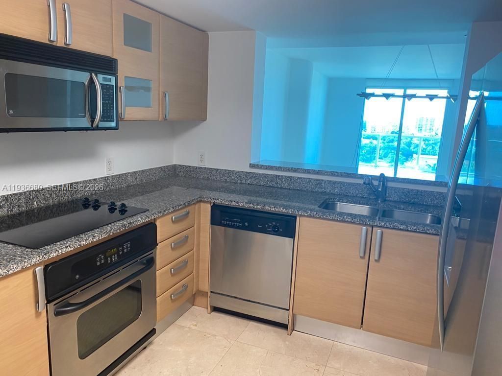 2101 Brickell Ave, Unit 1001, Miami, FL 33129 Photo