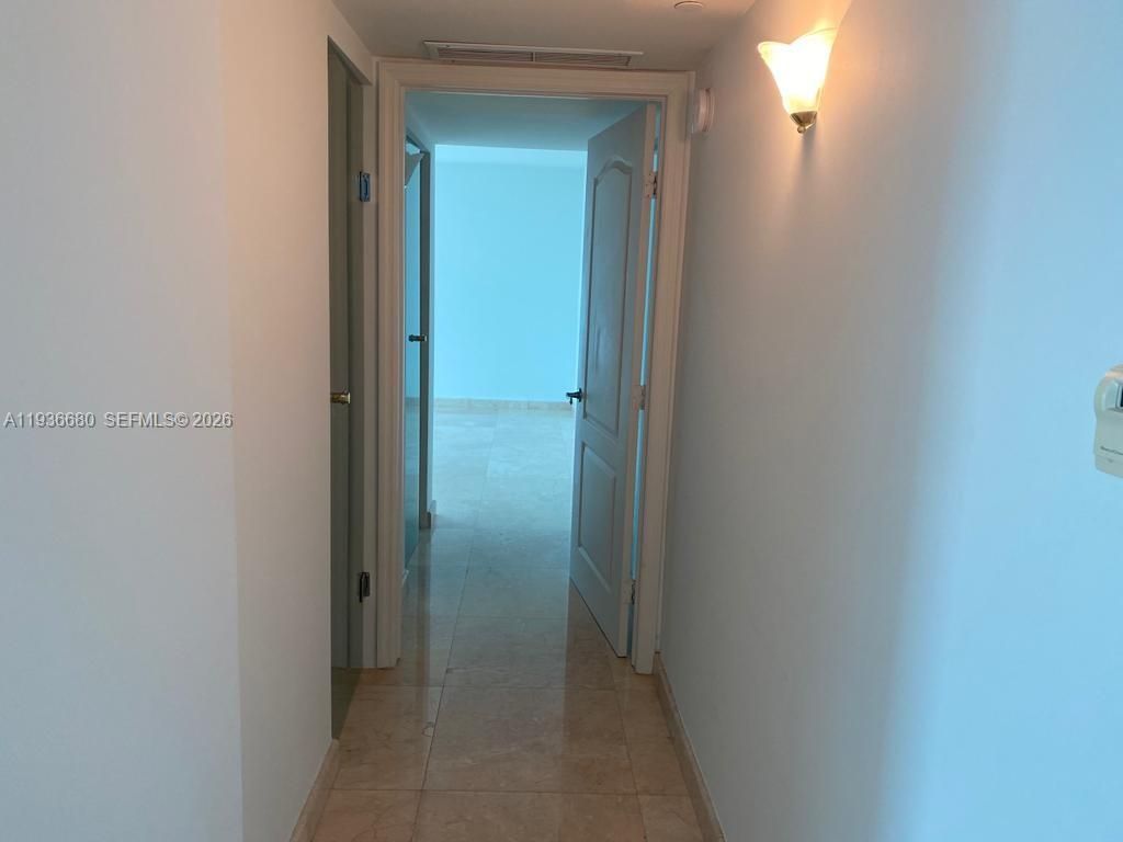 2101 Brickell Ave, Unit 1001, Miami, FL 33129 Photo