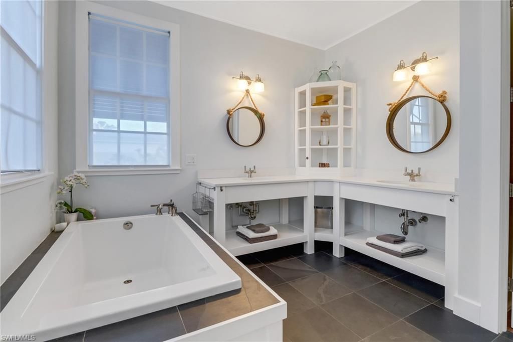 65 Mahogany Dr, Naples, FL 34108 Photo