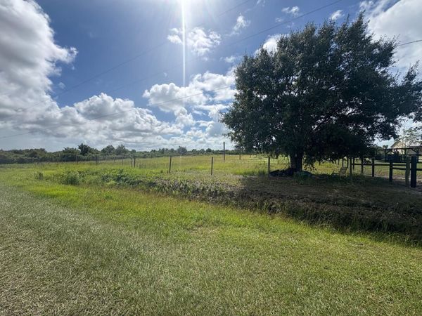 16426 NW 262nd Street, Okeechobee, FL 34972