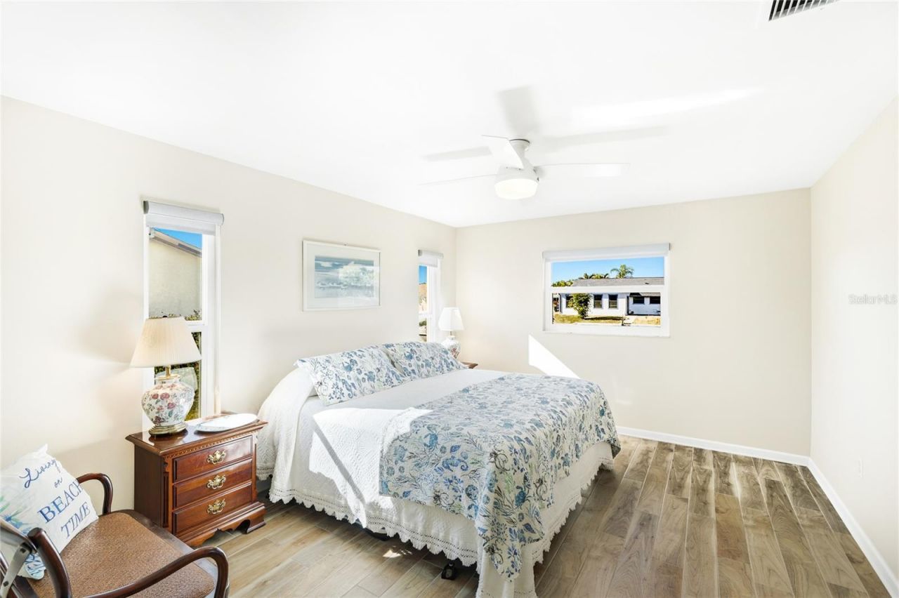 5004 Coral Lake Drive, Bradenton, FL 34210 Photo