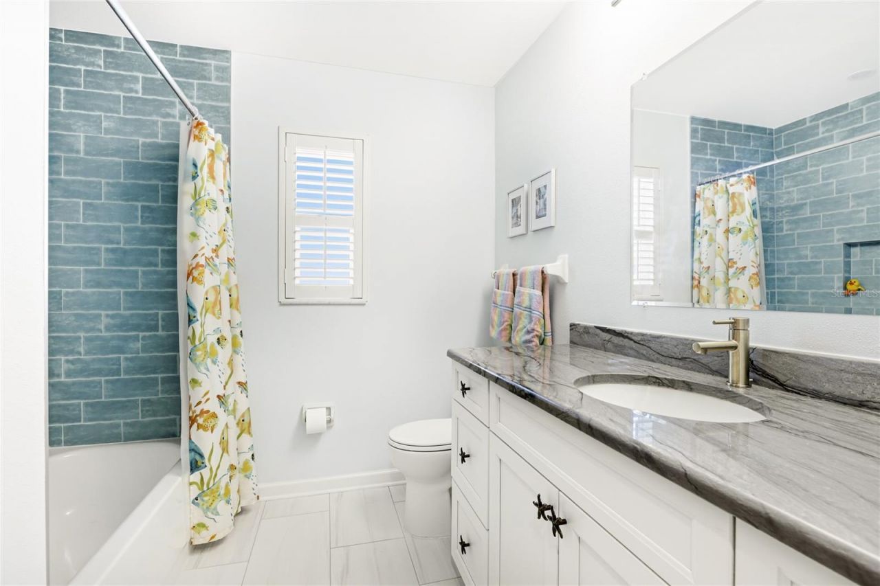 5004 Coral Lake Drive, Bradenton, FL 34210 Photo