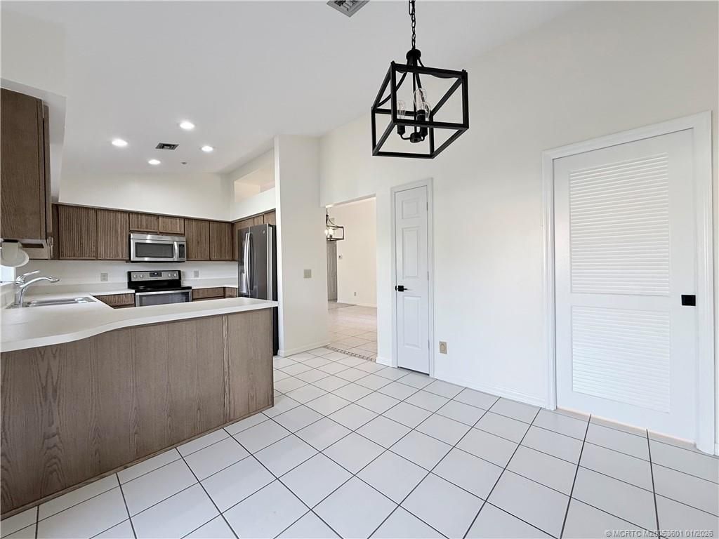 3012 SW Mariposa Circle, Palm City, FL 34990 Photo