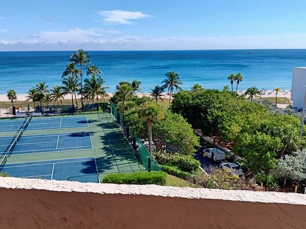 4900 N Ocean Boulevard, Unit 819, Lauderdale-By-The-Sea, FL 33308