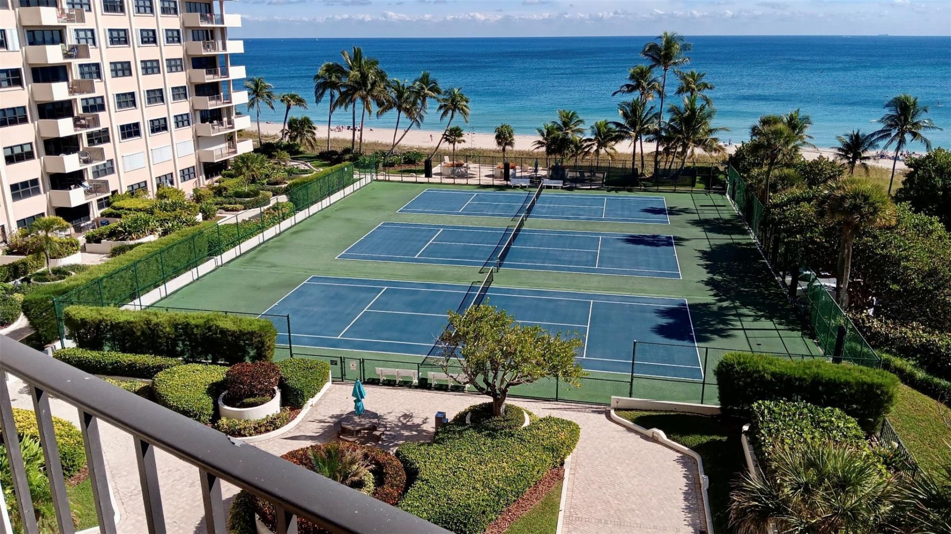 4900 N Ocean Boulevard, Unit 819, Lauderdale by the Sea, FL 33308 Photo