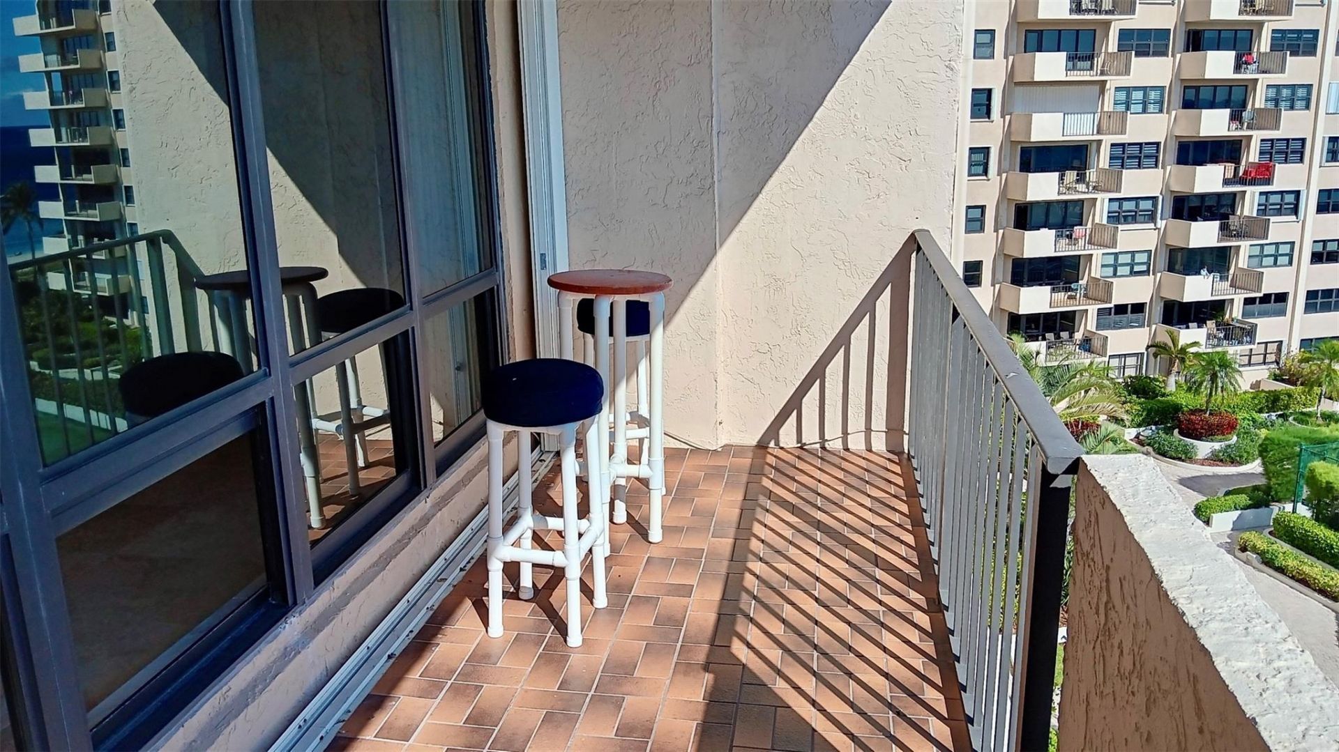 4900 N Ocean Boulevard, Unit 819, Lauderdale by the Sea, FL 33308 Photo