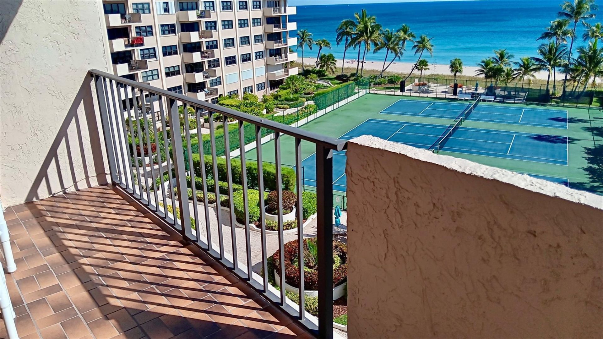 4900 N Ocean Boulevard, Unit 819, Lauderdale by the Sea, FL 33308 Photo