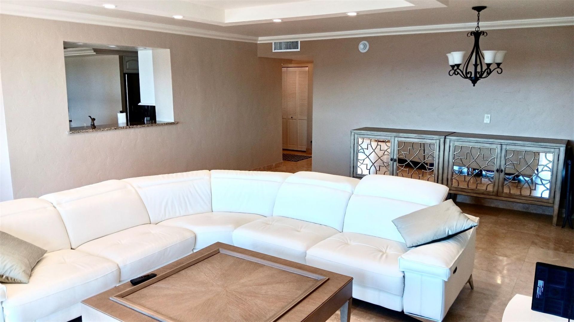 4900 N Ocean Boulevard, Unit 819, Lauderdale by the Sea, FL 33308 Photo