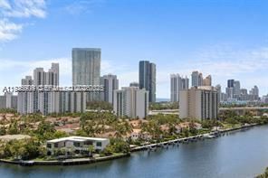 19707 Turnberry Way , Unit 17-E, Aventura, FL 33180 Photo