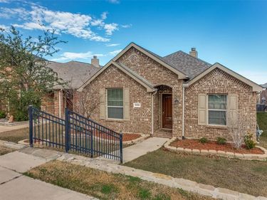 5856 Bindweed Street, Fort Worth, TX 76123